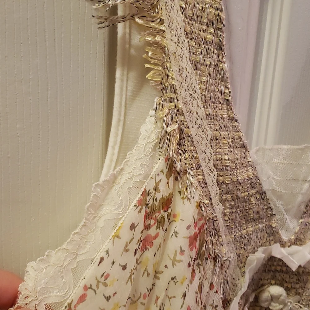 Ruffle Tank Top - Picture 2 of 6